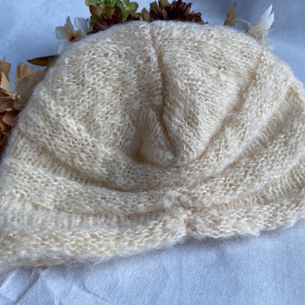 Handmade hat - Picture 2 of 3